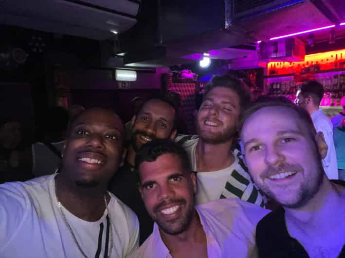 Bairro Alto Pub Crawl! - Good To Know