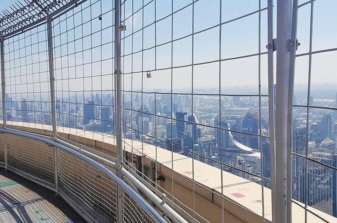 Baiyoke Observation Deck Entry with 84th Floor Access and 1 Drink - The Roof Top Bar and Your Complimentary Drink