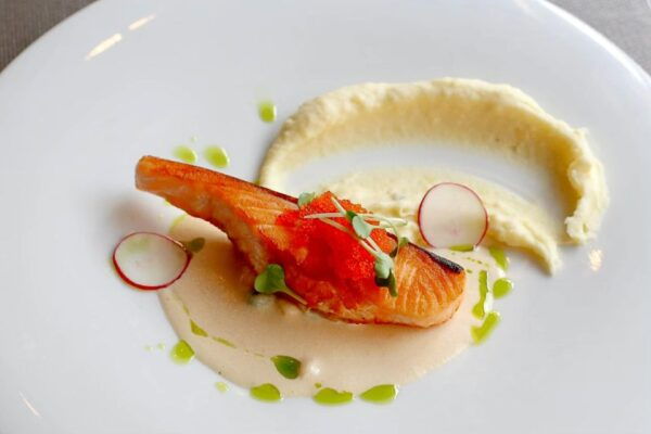 Baiyoke Tower Balcony Buffet & Observation Deck 81st Floor - Select Participants and Date