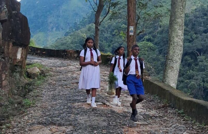 Baker's Bend and Nagrak Village Trail - An In-Depth Look at the Baker’s Bend and Nagrak Village Trail