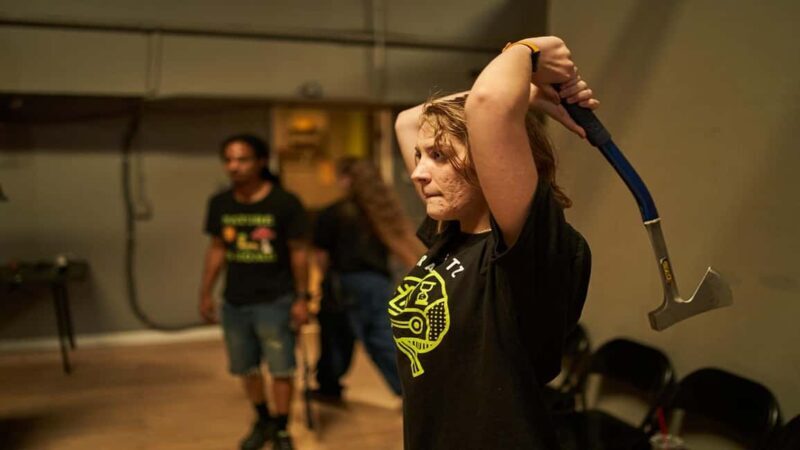 Bakersfield: Indoor Axe Throwing Experience - Good To Know