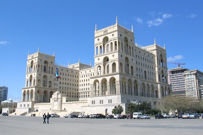 Baku Airport Transfers : Baku City to Heydar Aliyev Airport GYD in Business Van - What To Expect