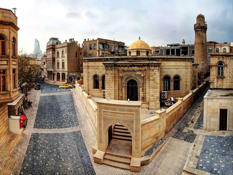 Baku modern and old city tour - What the price buys, and what to confirm