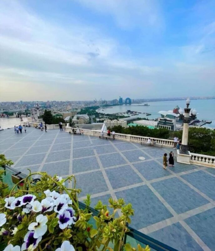 Baku modern and old city tour - Should you book the Baku city tour?
