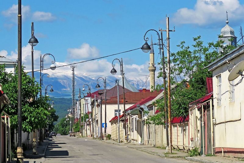 Baku Quba & Khinalig Village Full-Day Discovery - Transport deserves careful checking