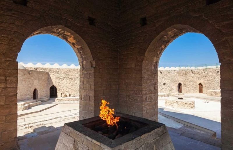 Baku UNESCO Gobustan & Mud Volcanoes Full-Day Tour - The pace, the vehicle and the group