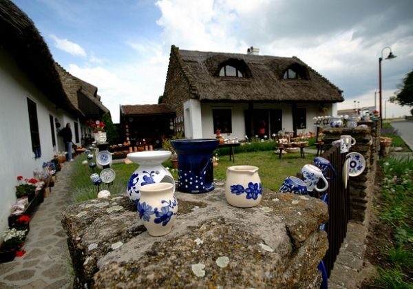 Balaton Full-Day Tour from Budapest - Discover the Charm of Lake Balaton on a Full-Day Tour from Budapest