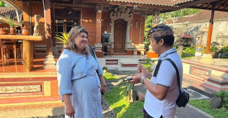 Bali: A Day With Balinese - Key Points