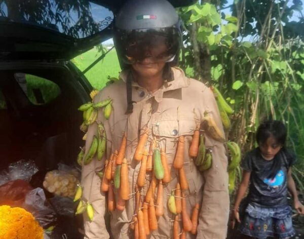 Bali: Adrenaline Fun Youtuber Feeding Monkey on Your Body - Essential Packing List
