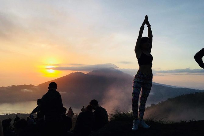 Bali Amazing Sunrise Trekking With Hotspring - Trekking Through Picturesque Landscapes