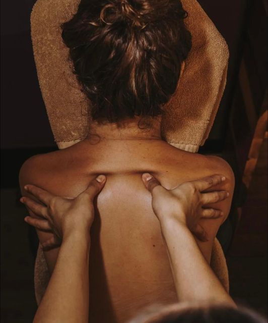 Bali: Back Neck and Shoulder Massage Home Service - Focus on Specific Muscle Areas
