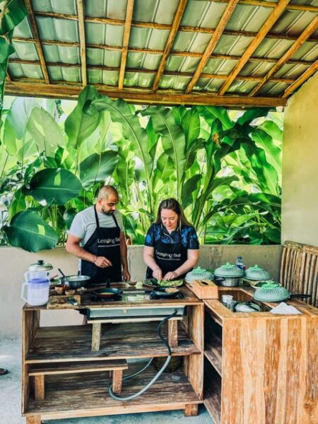 Bali: Balinese Cooking Class and Sightseeing in Ubud - Tips for Participants
