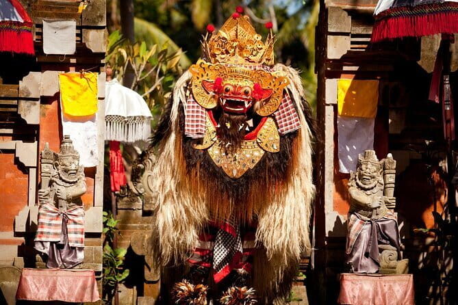 Bali: Barong Dance and Kintamani Land with Mount Batur View Lunch - Discovering Bali’s Soul: A Detailed Look at the Barong Dance and Kintamani Land Tour