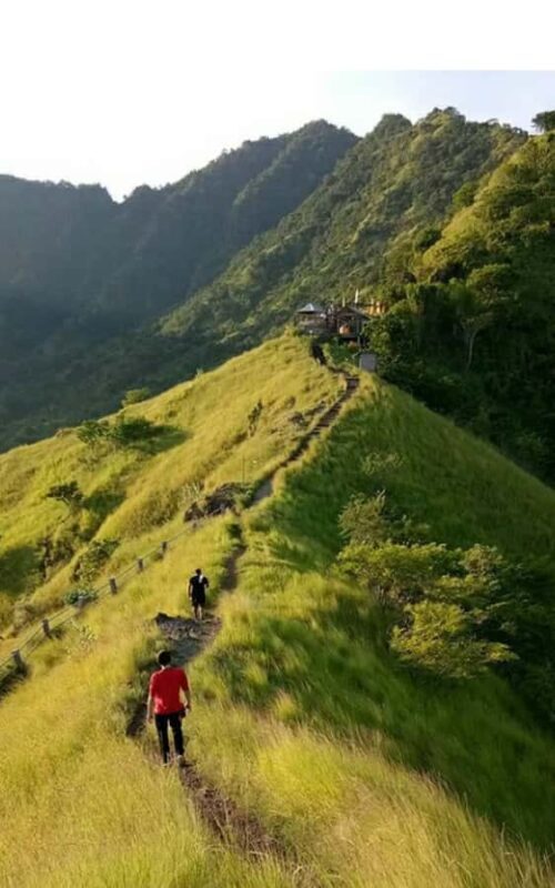 Bali: Batu Kursi Hill Hike with Local Guide - Practical Details: What to Expect