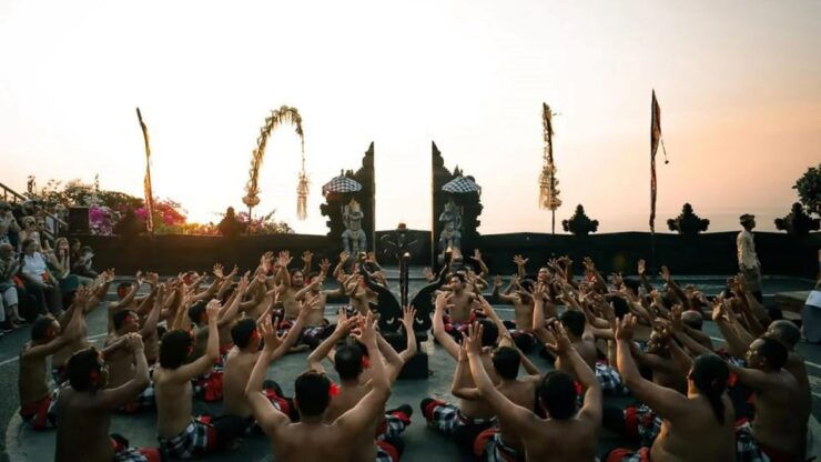 Bali: Beaches, Uluwatu Temple Sunset & Fire Kecak Dance Show - Key Points