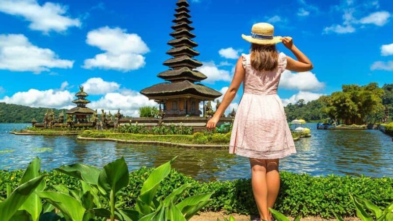 Bali: Beautiful North Bali, Temples, Waterfalls all included - Handara Gate: Bali’s Instagram Favorite