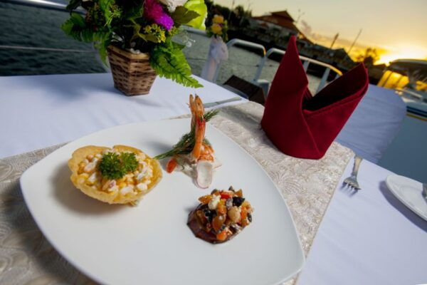 Bali Benoa: 5-Course Romantic Dinner Cruise With Live Music - Common Questions