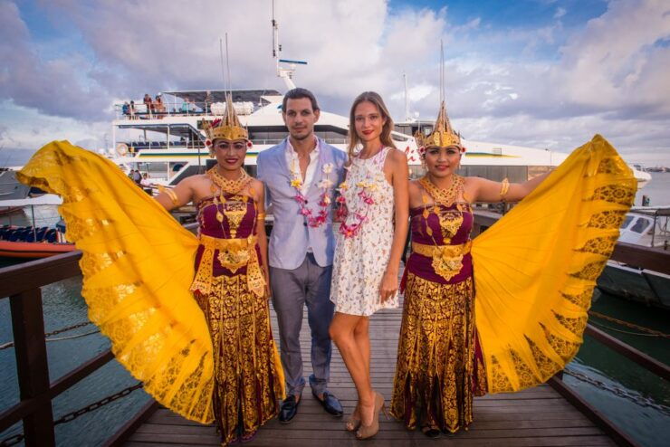 Bali Benoa: Sunset Buffet Cruise With Show and Live Music - Activity Details