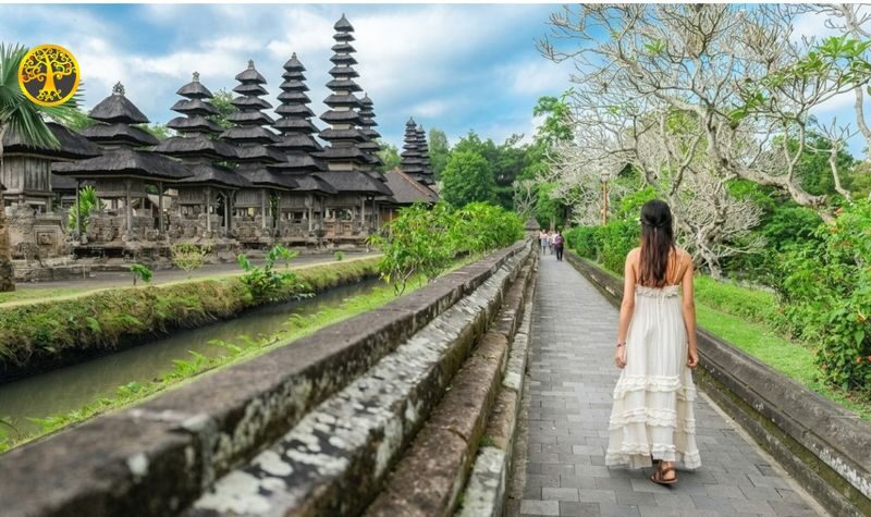 Bali Best Food and Denpasar City Heritage Private Trip - A temple visit before the city