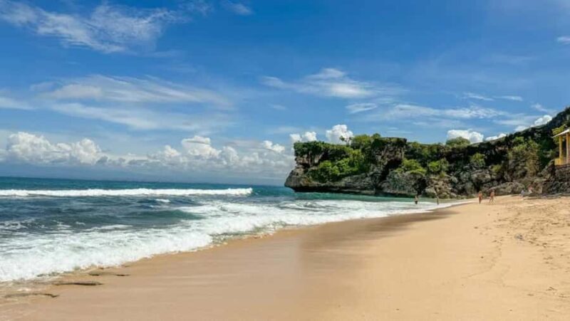 Bali: Bingin Beach, Dreamland Beach & Balangan With Dinner - Good To Know
