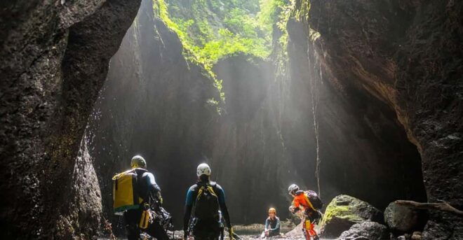 Bali Canyoning : ALING GORGE ADVENTURE - Traveler Tips