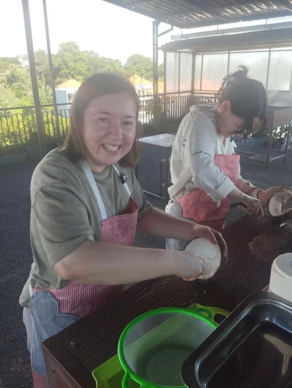 Bali: Coconut Oil Making Master Class in Sanur - What You Can Expect from the Class