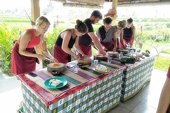 Bali Cooking Class and Ubud Sightseeing Tour - Overview of the Experience