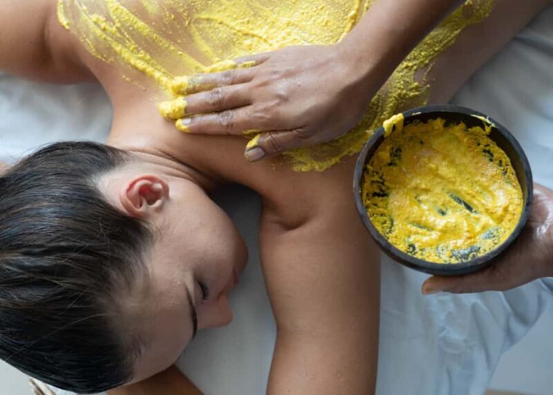 Bali: Couple's Spa Treatments with Rose Jacuzzi and Wine - Good To Know