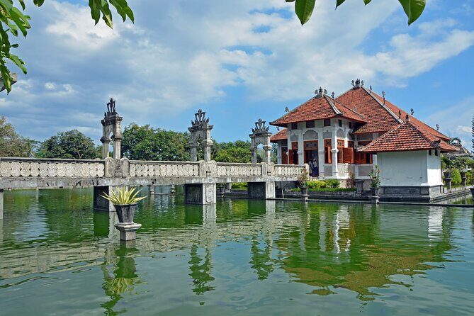 Bali Cultural Journey Lahangan Sweet Viewpoint and Taman Ujung - FAQs