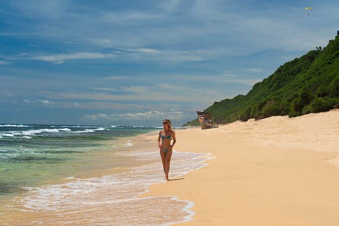 Bali Day Trip: Hidden Beach & Uluwatu Sunset Private Tour - Logistics, Guides, and Overall Value