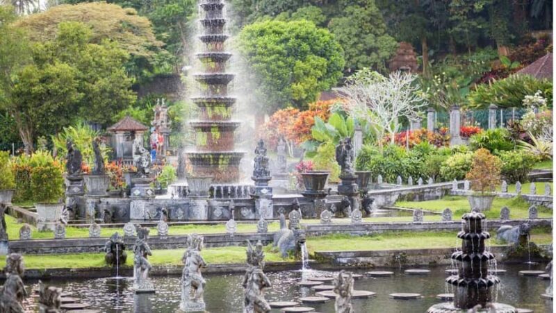 Bali: East Bali Tour with Lempuyang Temple & Virgin Beach - The Sum Up