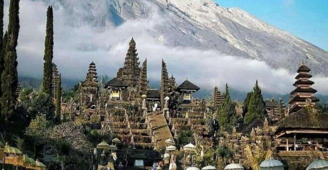 Bali : Eastern Bali and Pura Besakih Temple Tour - Exploring Pura Besakih Temple