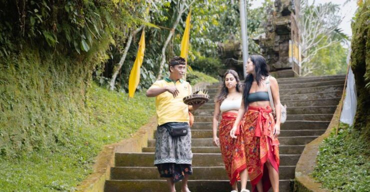 Bali Eat, Pray and Love Experience - Sacred Temple Bathing Experience
