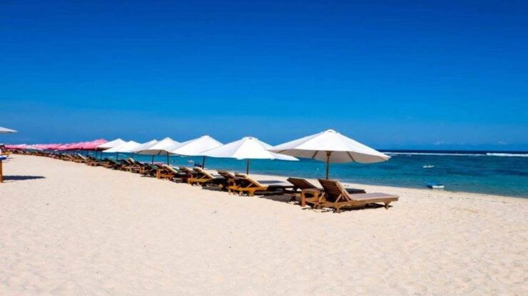 Bali: Full-Day Private White Sand Beaches and Sunset Tour - Experience Highlights