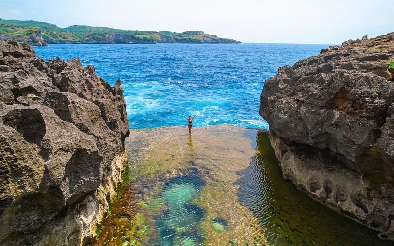 Bali: Full-Day Private Yacht - Snorkel Manta, Land Tour & Beach Club - Lunch at Virgin Beach Club