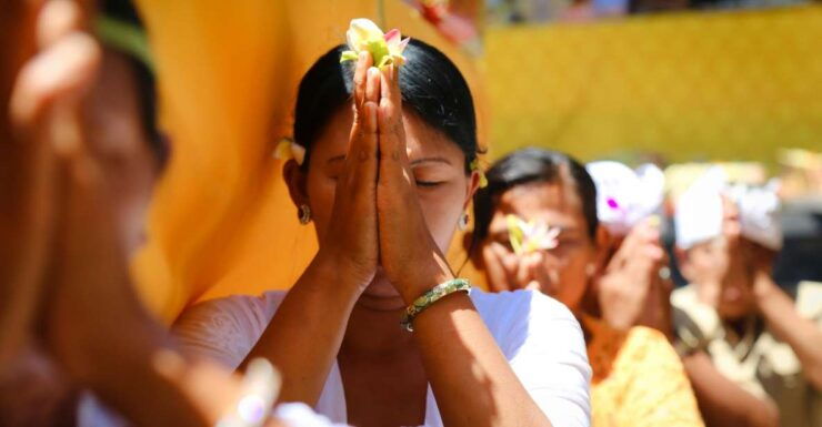 Bali: Full-Day Spiritual Cleansing and Shamanic Healing Tour - Meet a Balinese Shaman for Healing