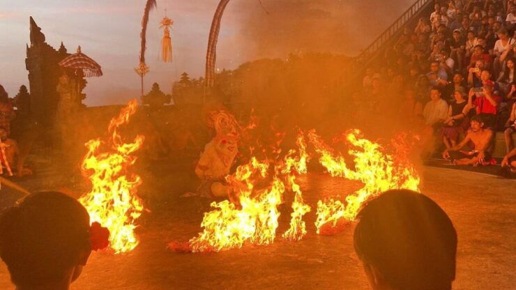 Bali: Half Day Uluwatu Temple Sunset & Kecak Dance Tour - Good To Know