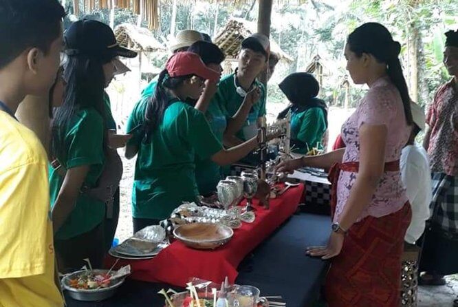 Bali Hindu Ritual's Offering Making Class - The Sum Up