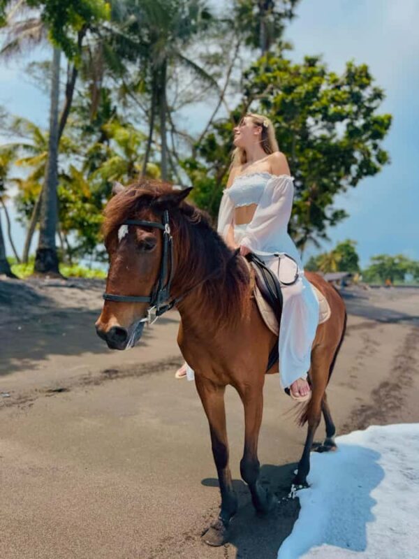 Bali Horse ride at Saba beach Horse tour - Scenic Highlights and Photo Opportunities