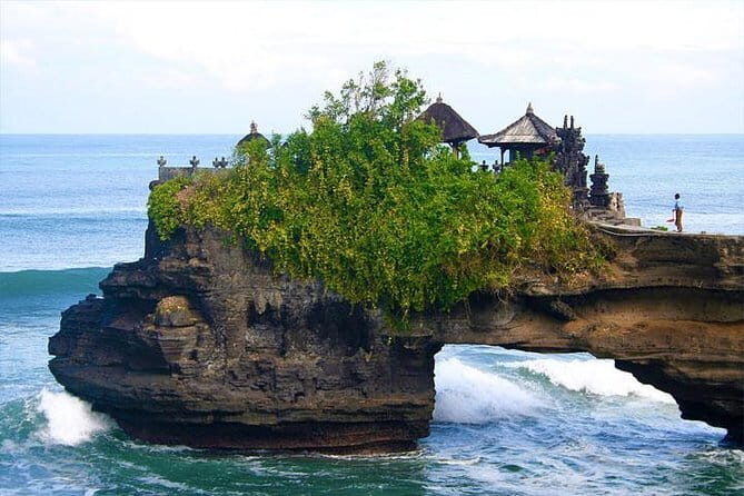 Bali ICONIC Spot Handara Gate-Lake Temple-Hidden Gems-Tanah Lot - First Stop: Leke Leke Waterfall – A Hidden Treasure