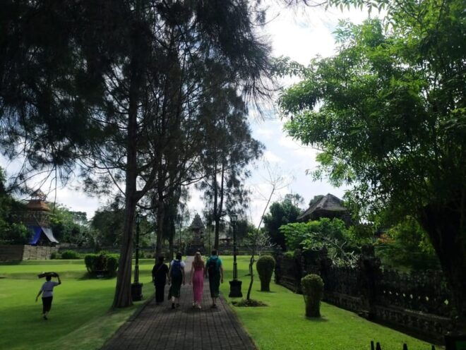 Bali: Incredible Full Day Private Charter - Lunch Experience