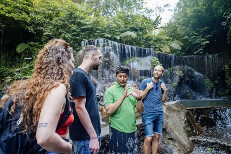 Bali Instagram Tour: Lempuyang Gates of Heaven & Goa Raja Waterfall - Lempuyang: the gate, the mountain and the photo