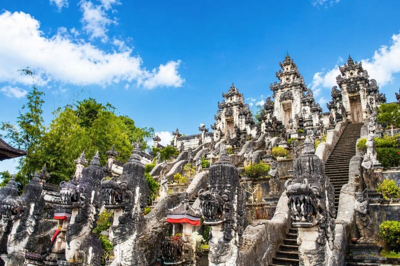 Bali Instagram Tour: Lempuyang Gates of Heaven & Goa Raja Waterfall - Tirta Gangga: stepping-stones and koi ponds