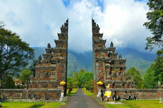 Bali Island : Pre-Wedding Video, Drone and Photoshoot With Makeup - Package Overview