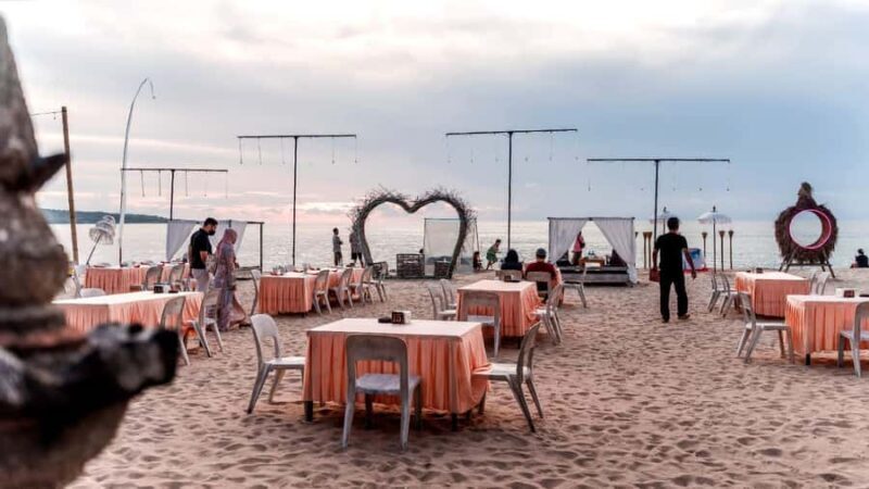 Bali: Jimbaran Bay Romantic Spa and Seafood Sunset Dinner - Who Is This Tour Best For?