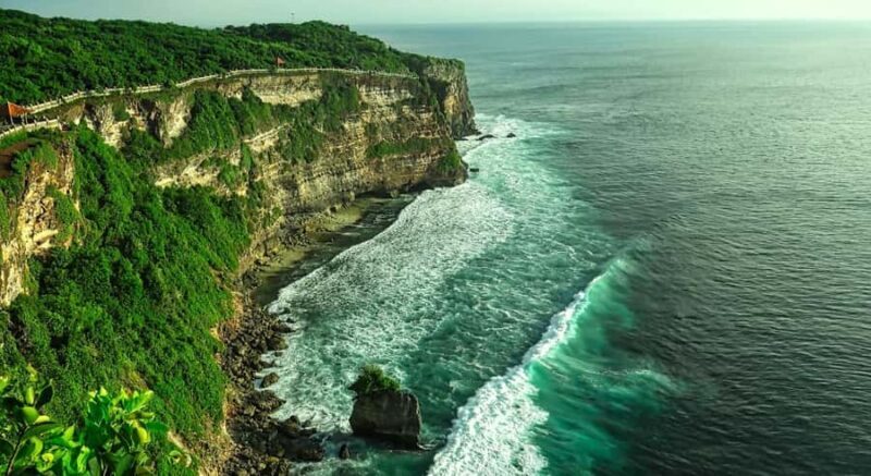Bali: Jimbaran & Uluwatu Private Tour with Transfer Hotel - Sunset and Seafood Dinner at Kedonganan Beach