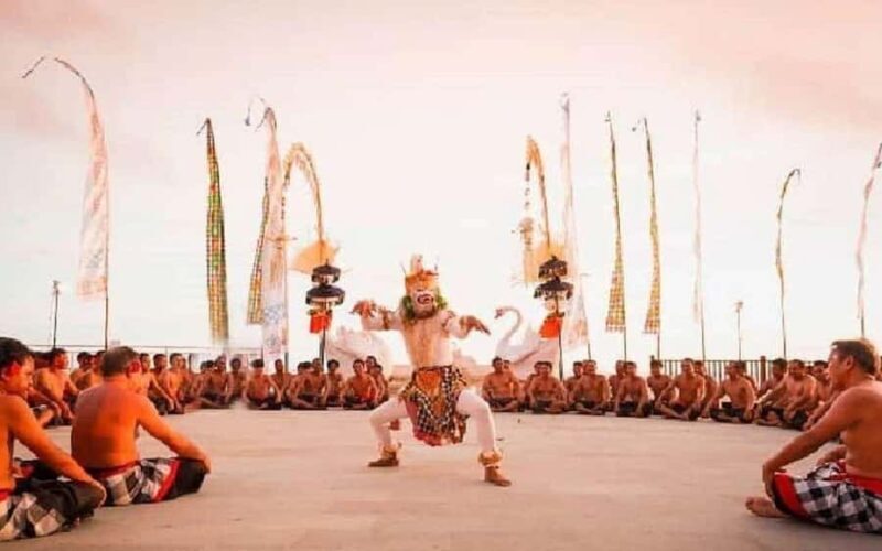 Bali: Kecak Dance at Melasti Beach with Jimbaran Dinner - FAQ