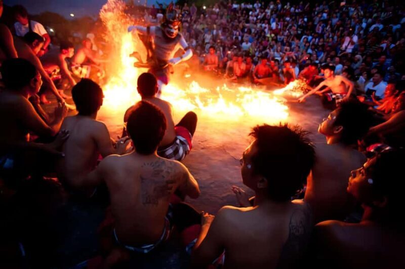 Bali: Kecak Fire Dance Entry Ticket and Uluwatu Temple - Practical Tips for Visiting