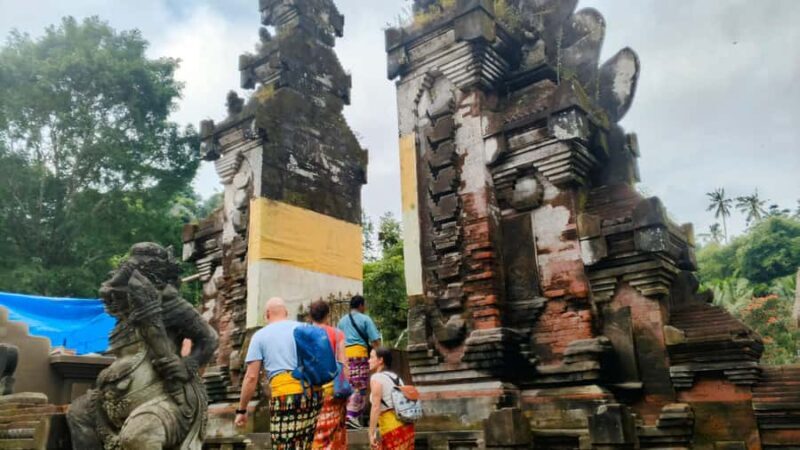 Bali: Kehen Temple, Waterfall, and Village Tour with Pickup - FAQs