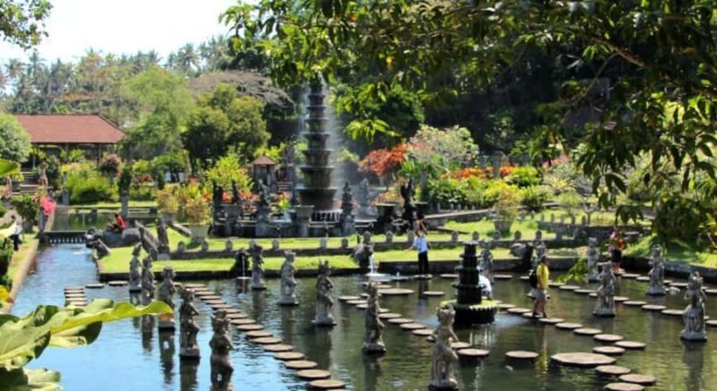Bali: Lempuyang Temple, Tirta Gangga, and Taman Ujung Tour - Who Is This Tour Perfect For?